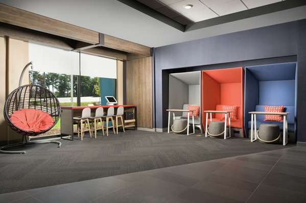  - Tru by Hilton NW Kennesaw - I-75, Exit 269