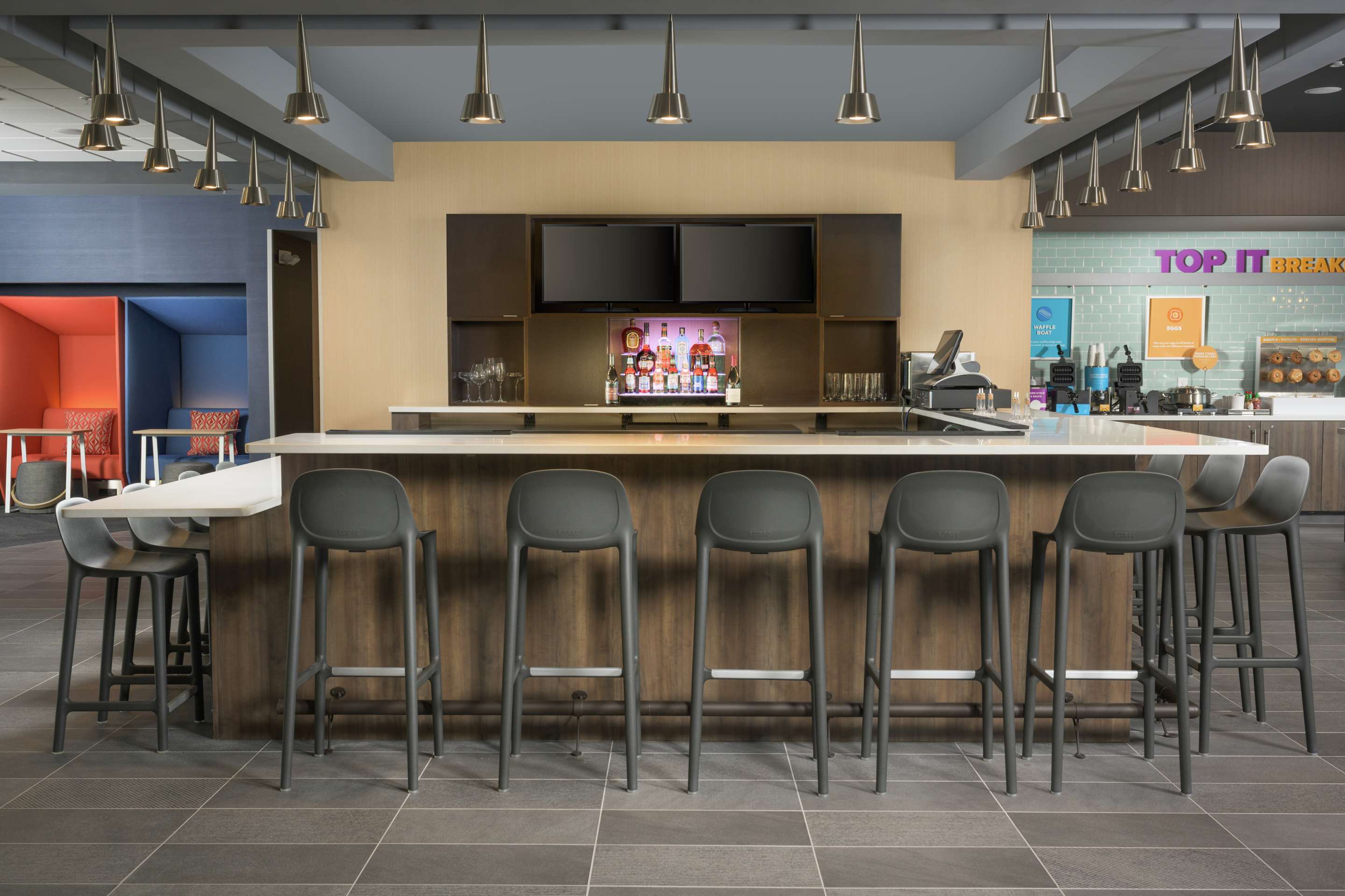 BarLounge | Tru By Hilton Atlanta NW Kennesaw