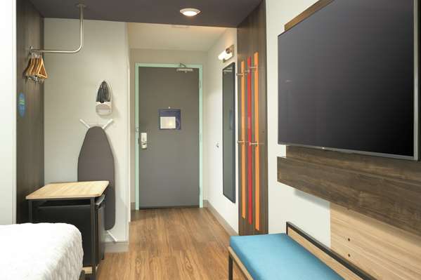  - Tru by Hilton NW Kennesaw - I-75, Exit 269