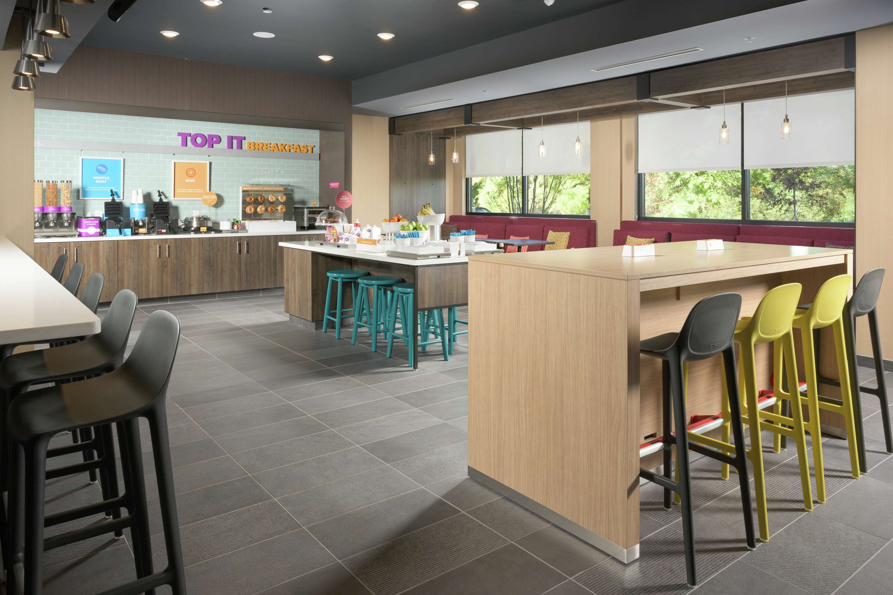Breakfast Area | Tru By Hilton Atlanta NW Kennesaw