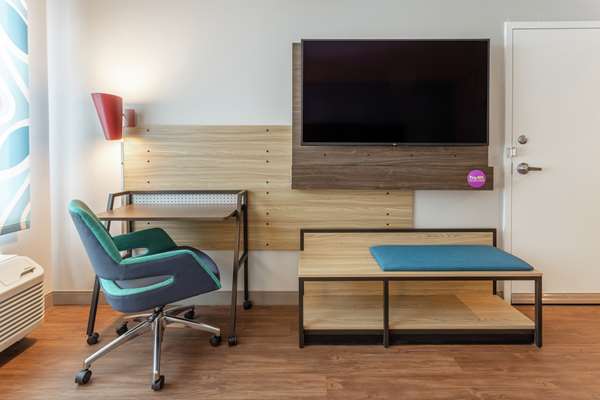  - Tru by Hilton Hotel Vestal