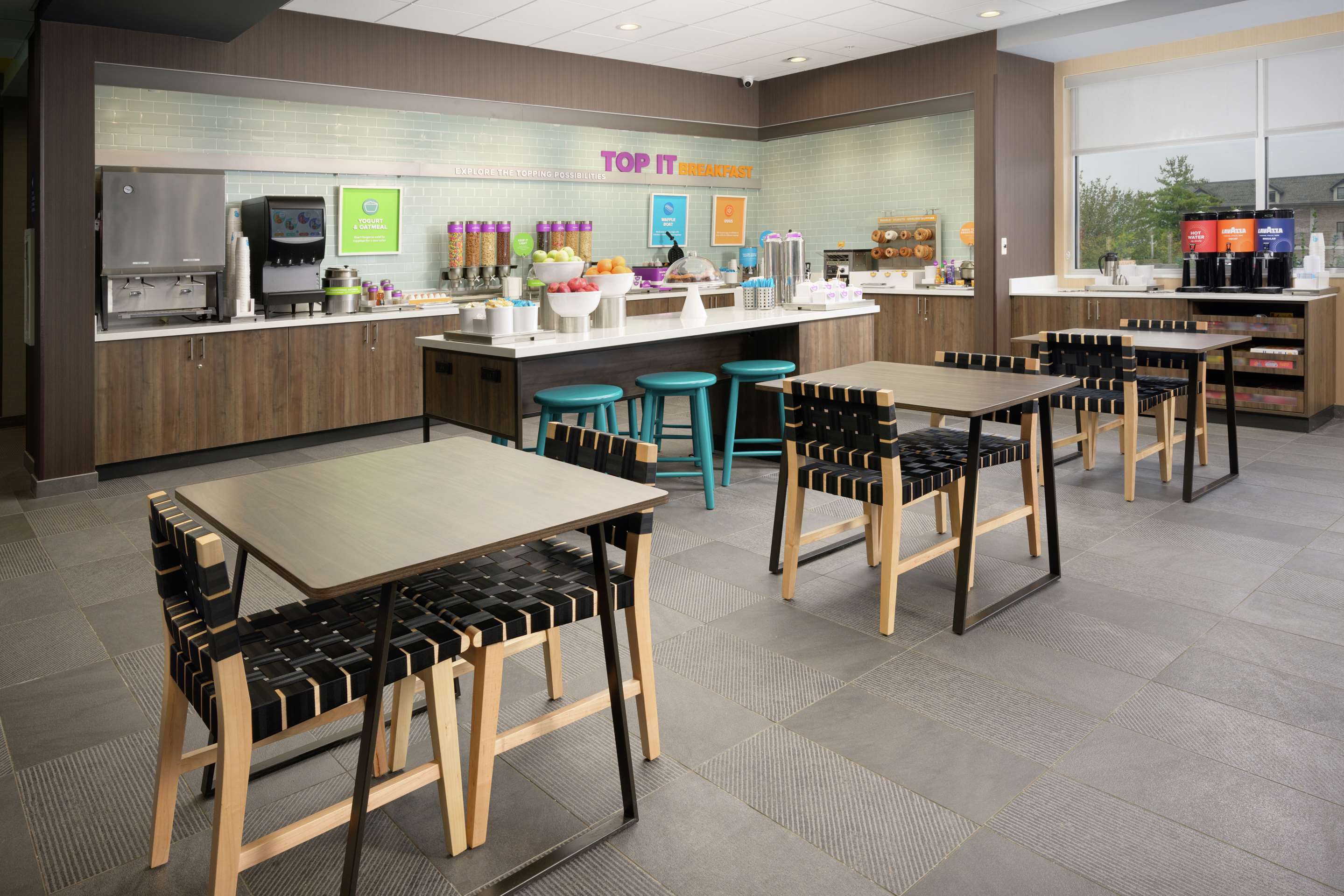 Breakfast Area | Tru By Hilton Chattanooga Hamilton Place