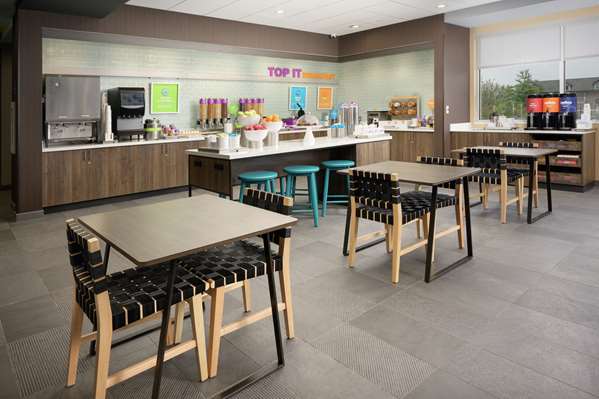 Amenities - Tru by Hilton Hamilton Place Chattanooga - I-75, Exit 5