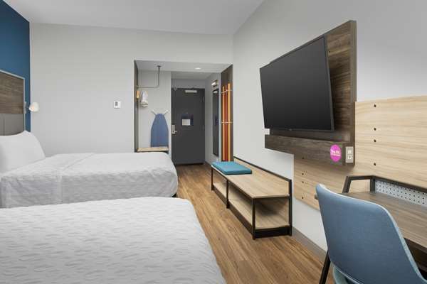  - Tru by Hilton Hotel Airport Charlotte