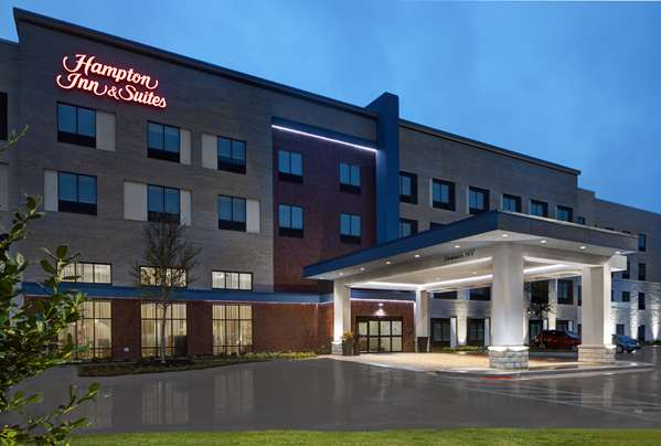 Exterior view - Hampton Inn & Suites Farmers Branch - I-635, Exit 28