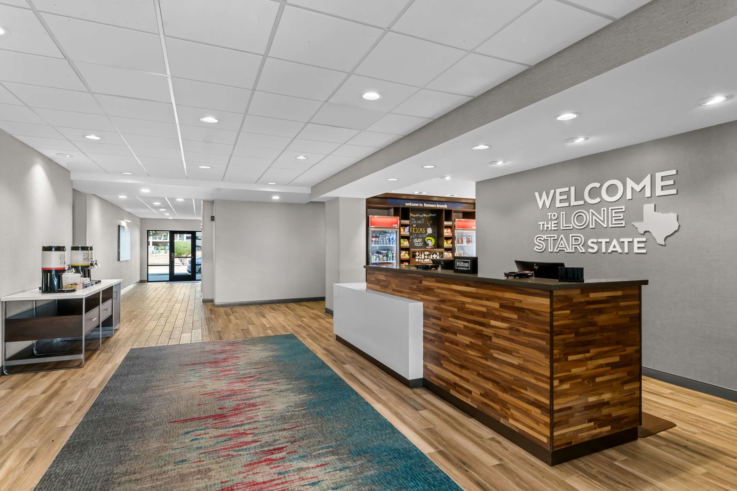 Reception | Hampton Inn & Suites Farmers Branch Dallas, Tx