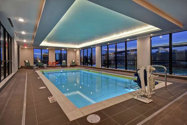 Pool - Tru by Hilton Lone Tree - I-25, Exit 193