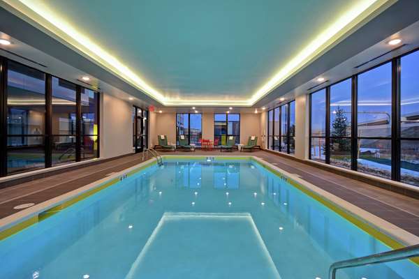 Pool - Tru by Hilton Lone Tree - I-25, Exit 193