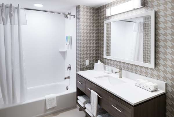  - Home2 Suites by Hilton Airport Jacksonville - I-95, Exit 363