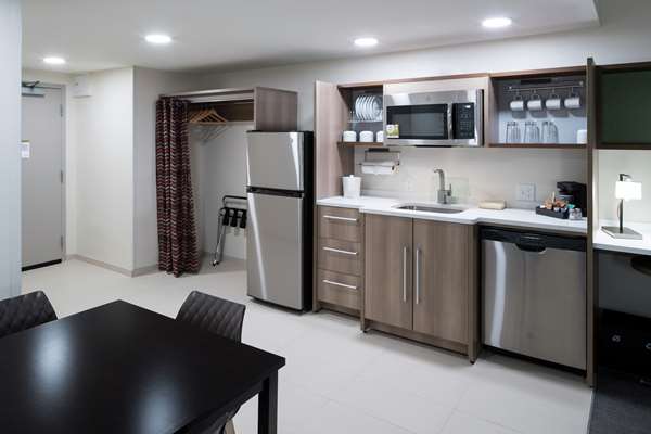  - Home2 Suites by Hilton Airport Jacksonville - I-95, Exit 363