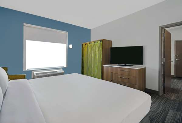  - Home2 Suites by Hilton Liberty - I-35, Exit 17