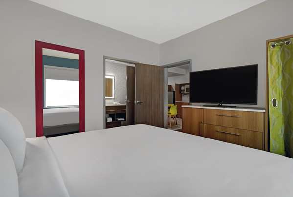 - Home2 Suites by Hilton Liberty - I-35, Exit 17