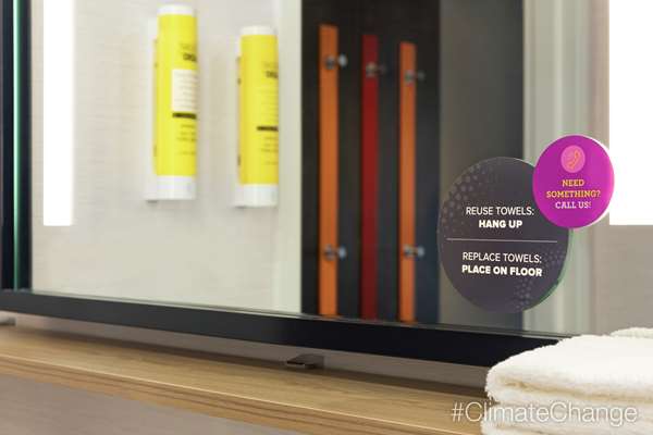  - Tru by Hilton Hotel North Scottsdale