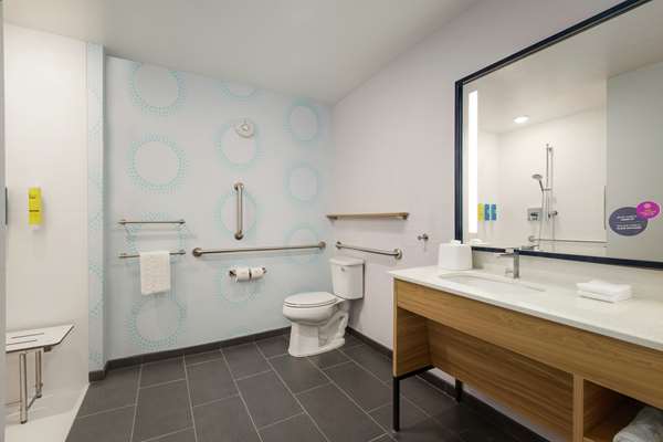  - Tru by Hilton Hotel North Scottsdale