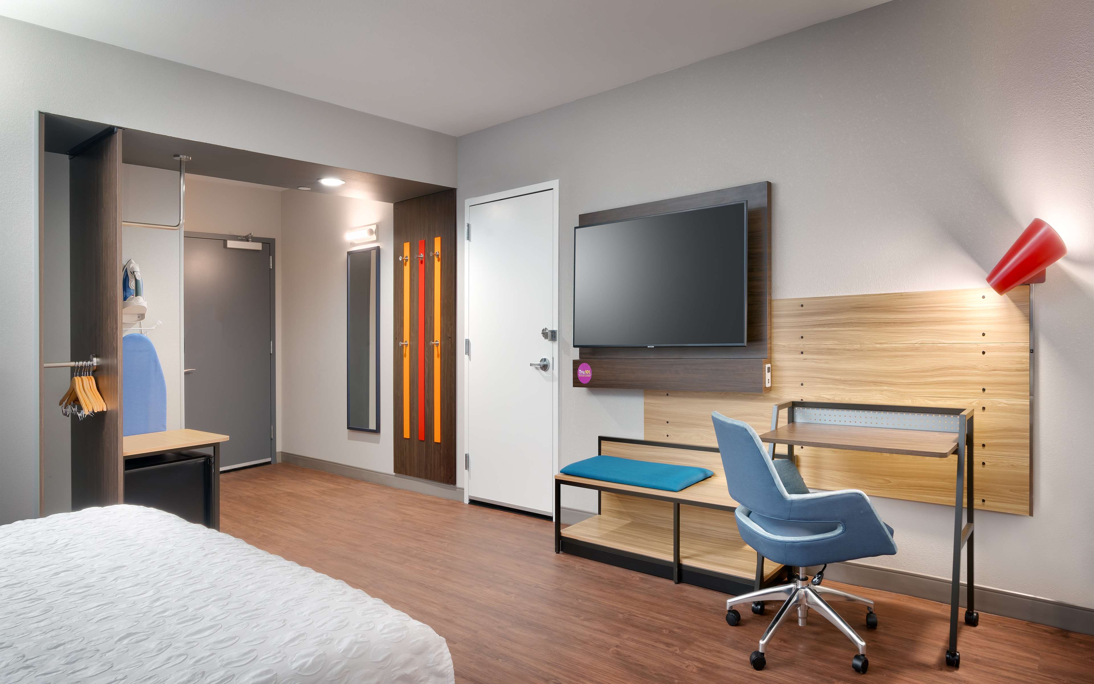 TRU by Hilton Lehi, UT Room Type - 1KNG MOB HEAR ACC W TUB