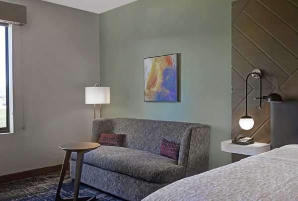  - Hampton Inn Patterson - I-5, Exit 434