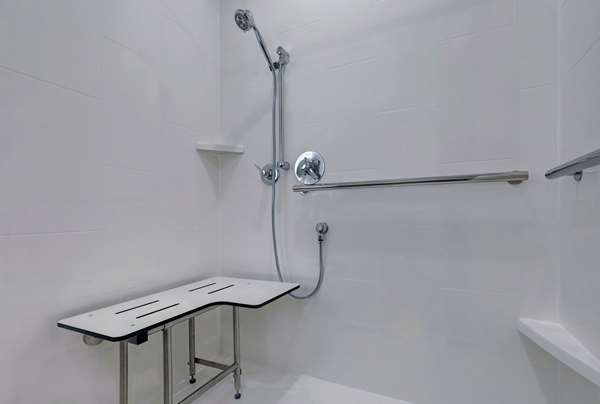  - Hampton Inn Patterson - I-5, Exit 434