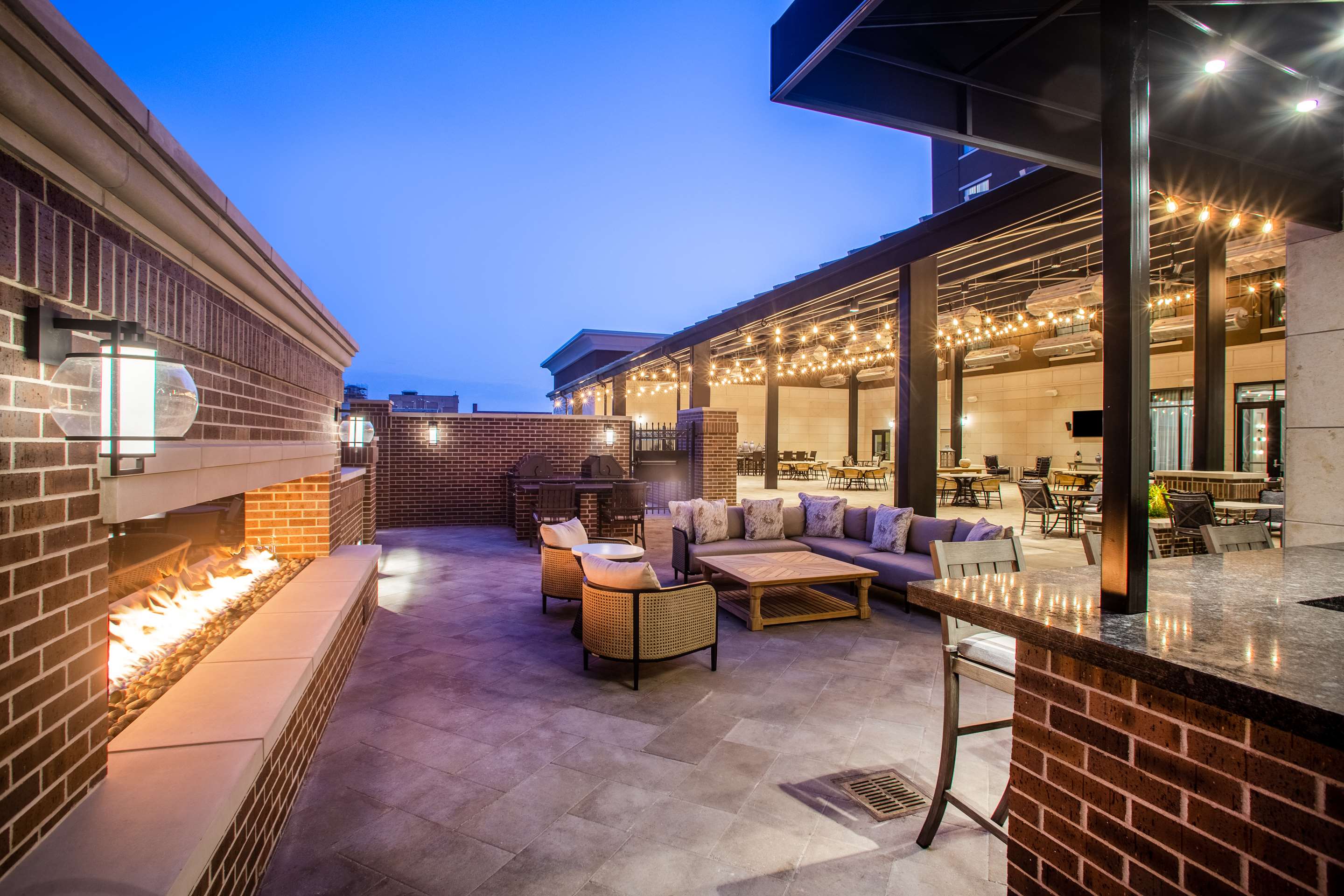 Exterior | Homewood Suites By Hilton Salina/Downtown, Ks