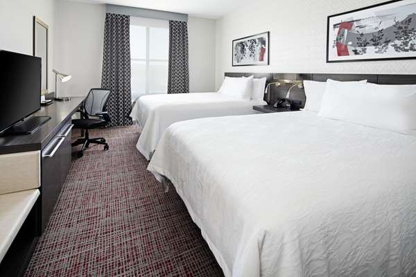  - Hilton Garden Inn Lake Forest - I-5, Exit 92