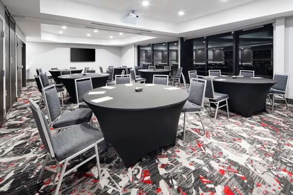  - Hilton Garden Inn Lake Forest - I-5, Exit 92