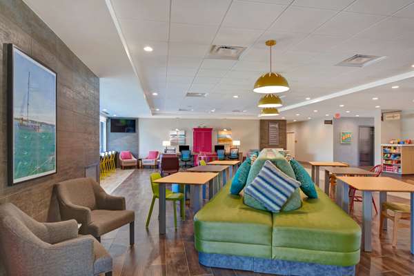 Amenities - Home2 Suites by Hilton Bee Ridge Sarasota - I-75, Exit 207