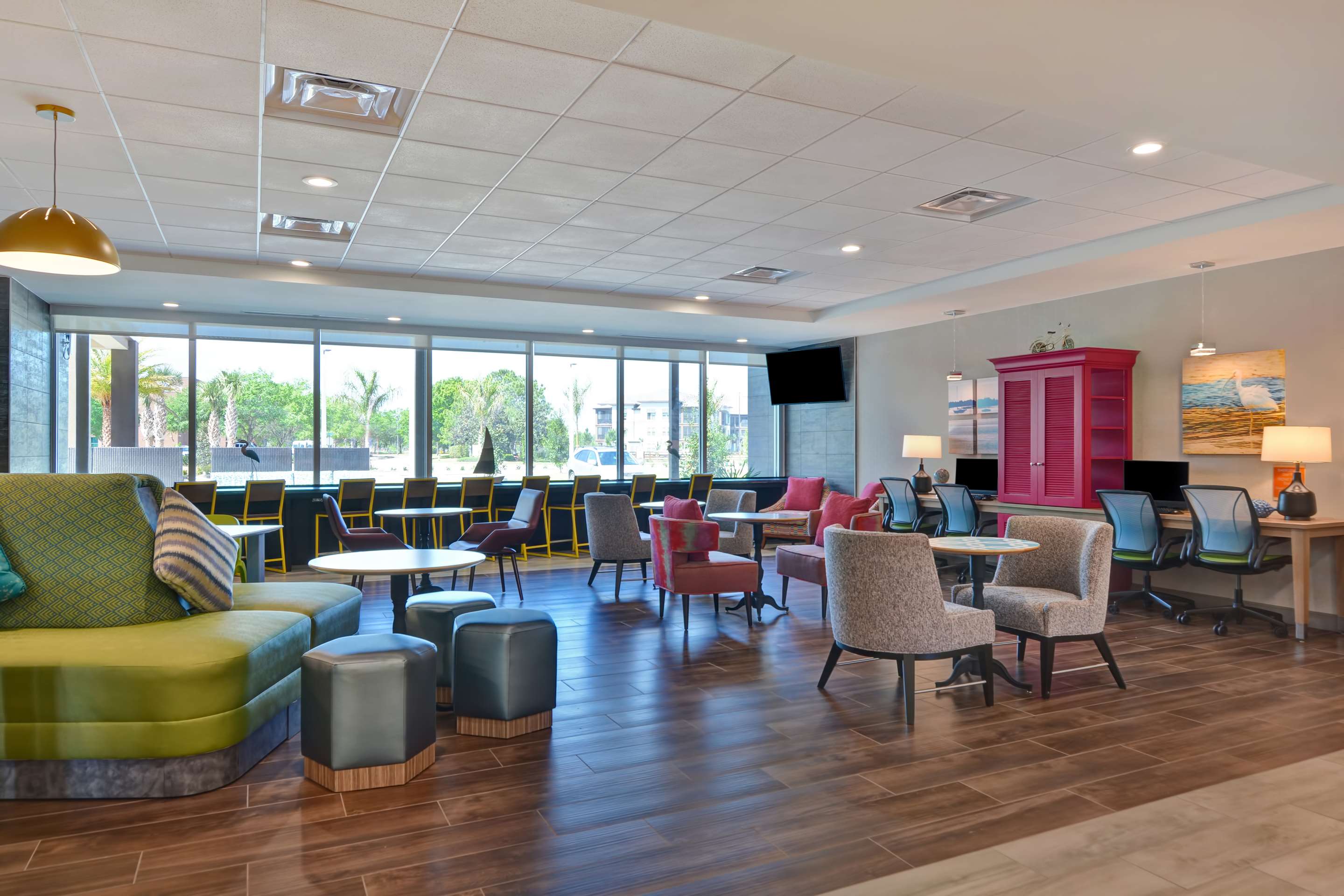 Breakfast Area | Home2 Suites by Hilton, Sarasota I-75 Bee Ridge, Fl