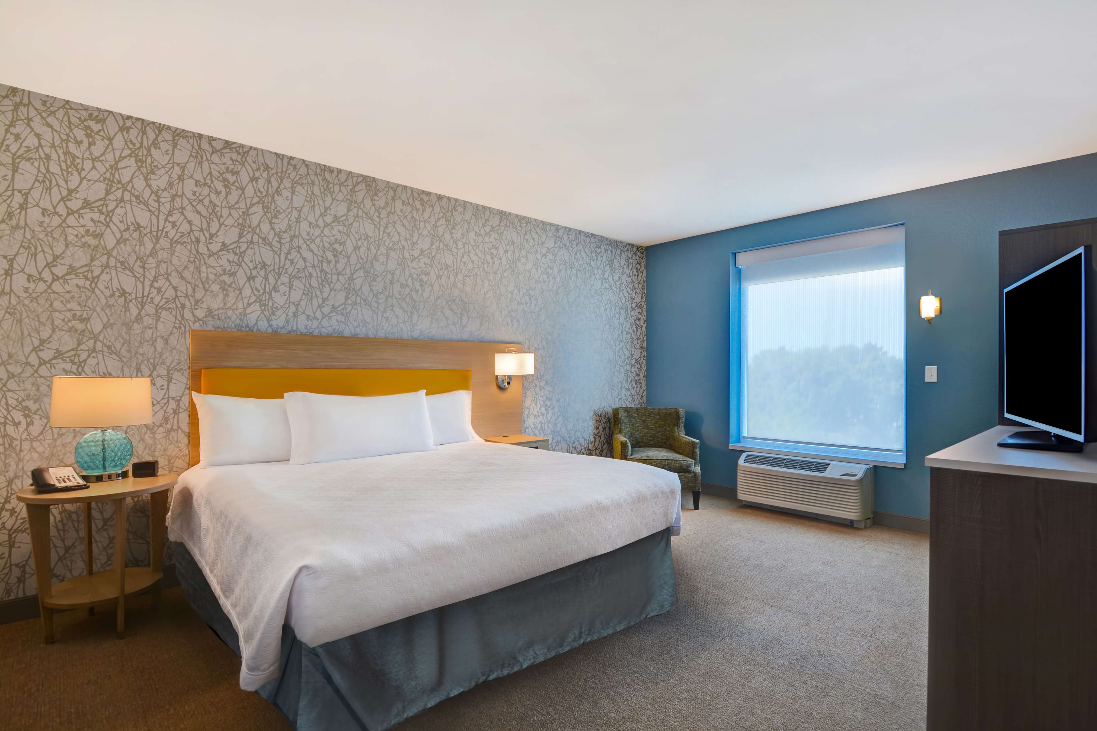 Home2 Suites Sarasota I-75 Bee Ridge, FL Room Type - 1KG MOB HR ACC TUB SUITE