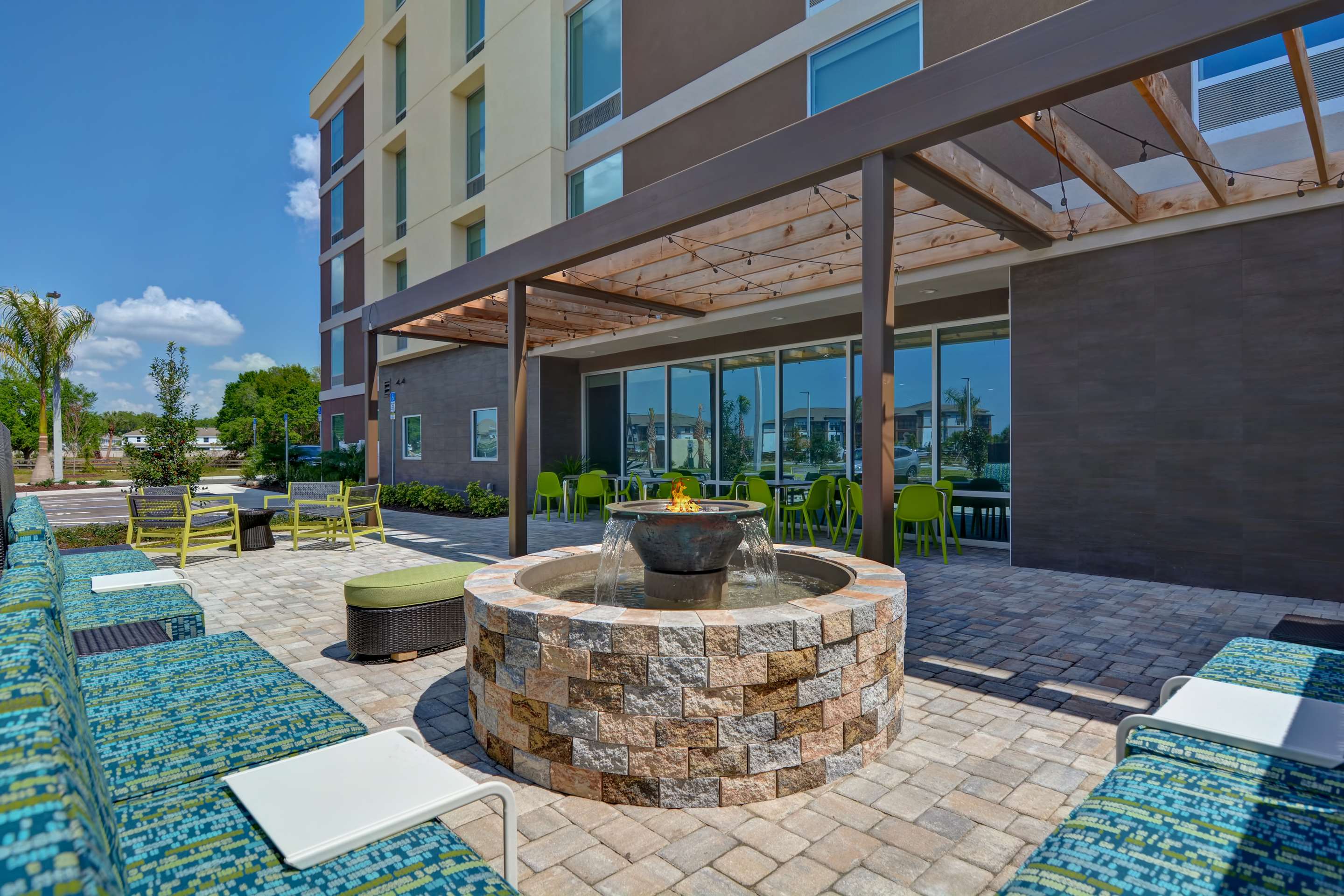 Exterior | Home2 Suites by Hilton, Sarasota I-75 Bee Ridge, Fl