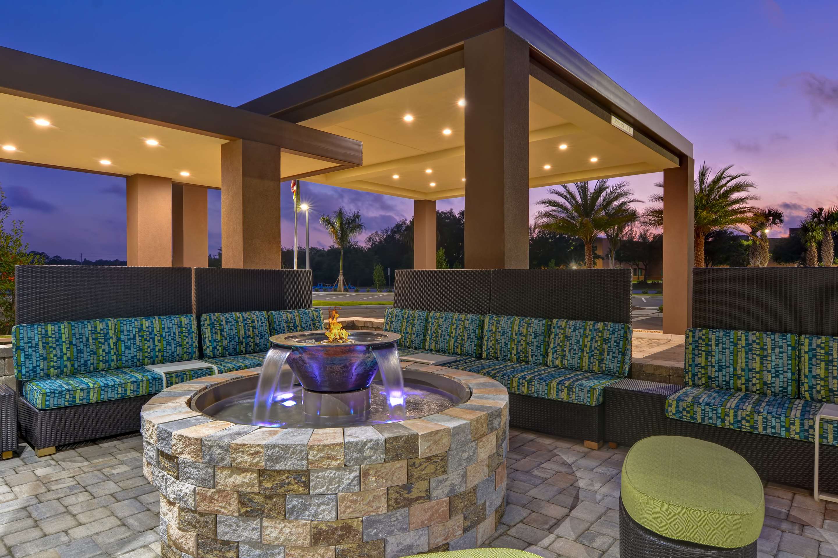 Exterior | Home2 Suites by Hilton, Sarasota I-75 Bee Ridge, Fl