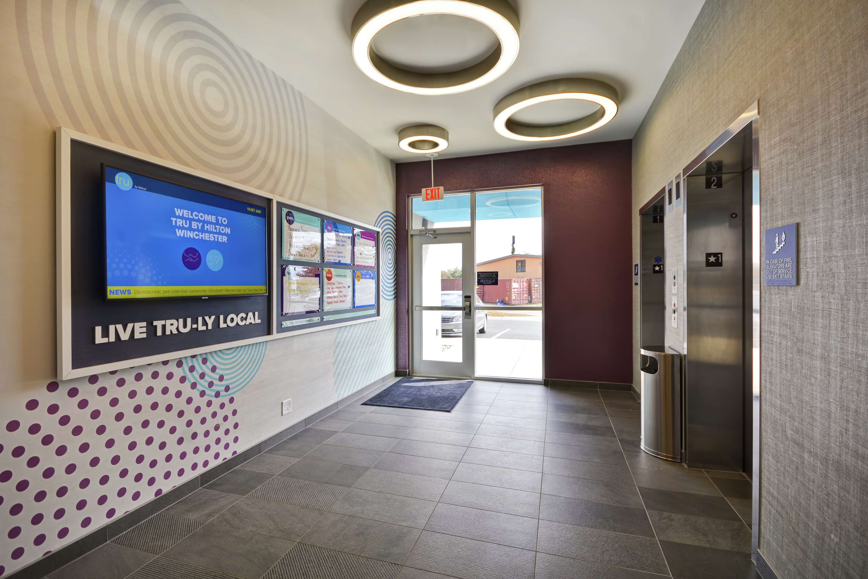 Lobby | Tru By Hilton Winchester, Va