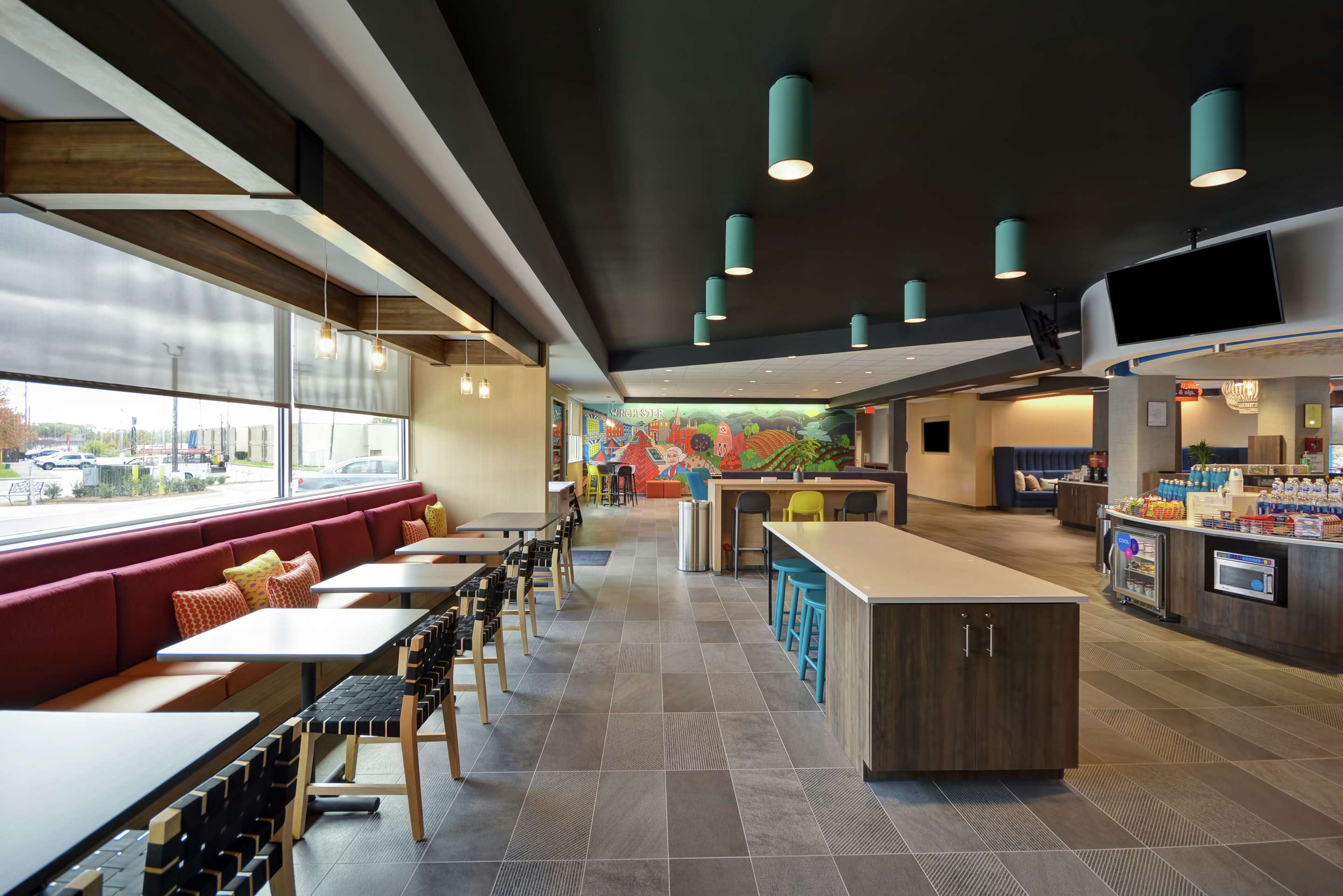 Breakfast Area | Tru By Hilton Winchester, Va