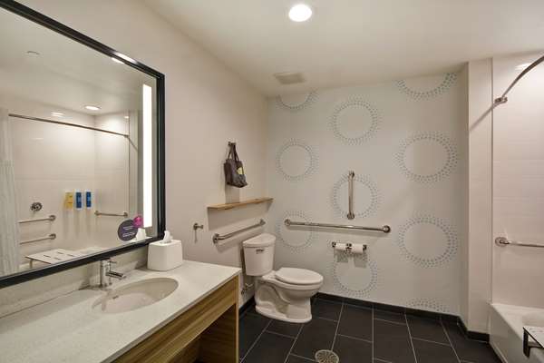  - Tru by Hilton Winchester - I-81, Exit 317