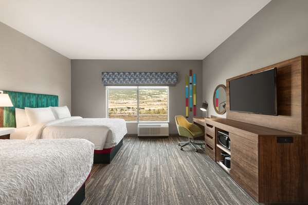  - Hampton Inn & Suites Airport Kelowna