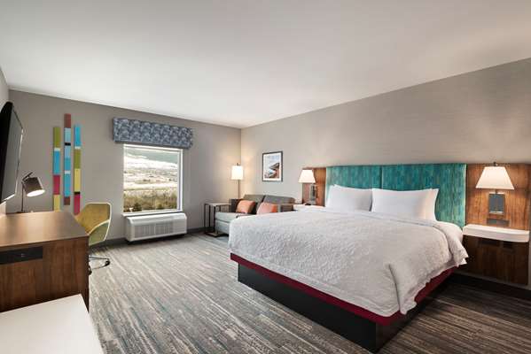  - Hampton Inn & Suites Airport Kelowna