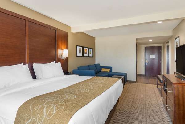  - Comfort Inn & Suites Big Spring - I-20, Exit 177