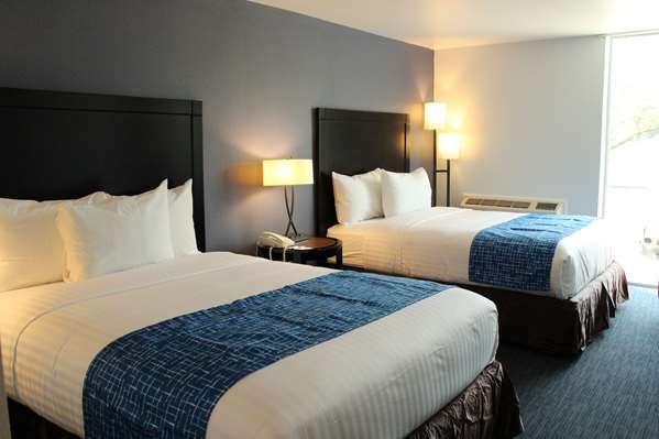  - Travelodge Waters Edge Hotel Racine
