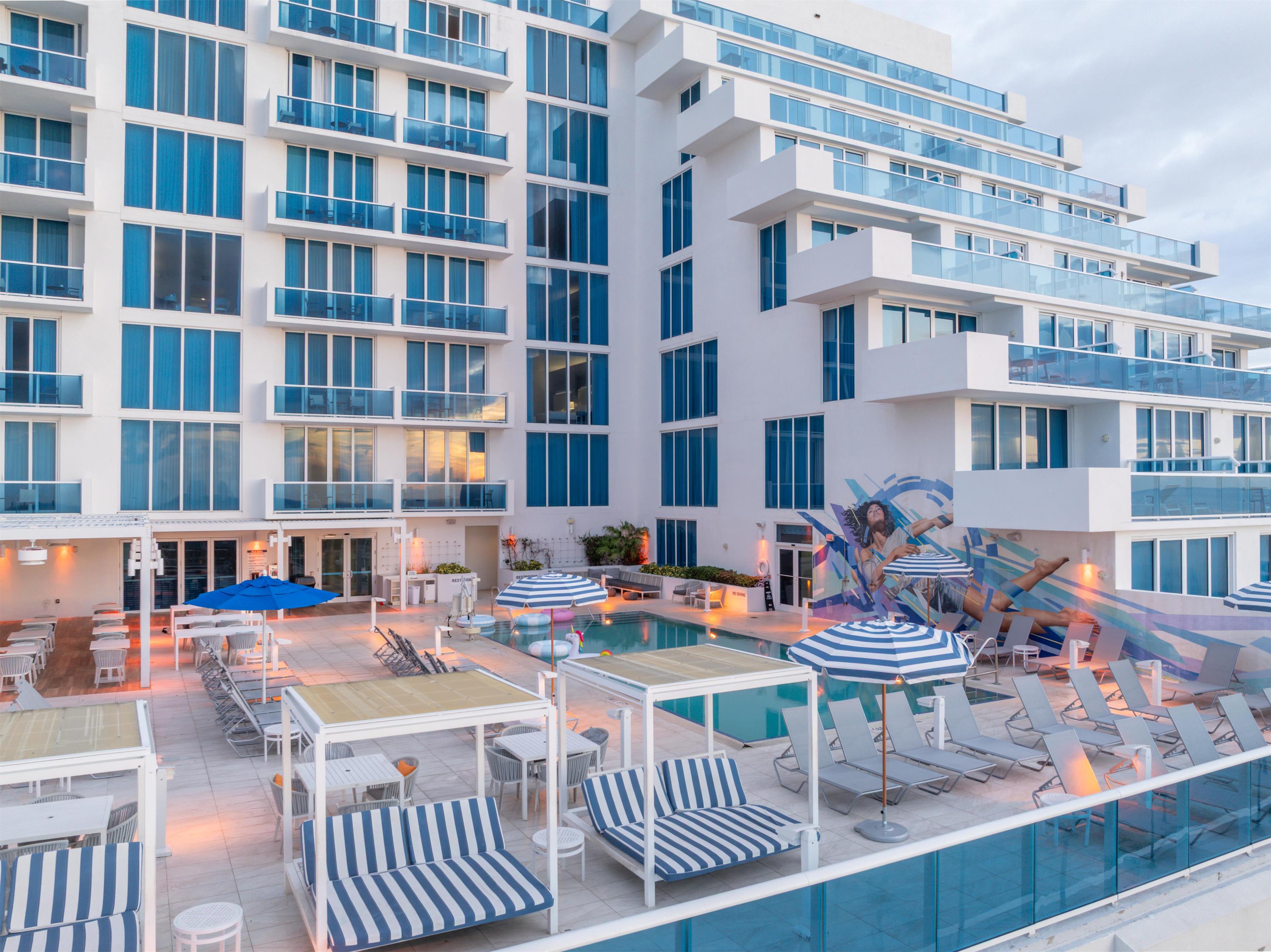 Pool | Hotel Maren Fort Lauderdale Beach, Curio Collection by Hilton