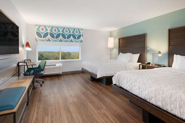  - Tru by Hilton Sharonville - I-75, Exit 15