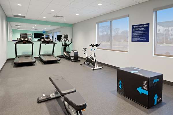 Fitness/ Exercise Room - Tru by Hilton Sharonville - I-75, Exit 15
