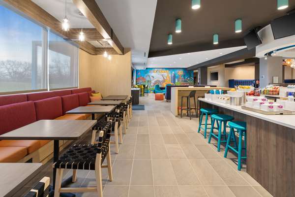 Amenities - Tru by Hilton Sharonville - I-75, Exit 15