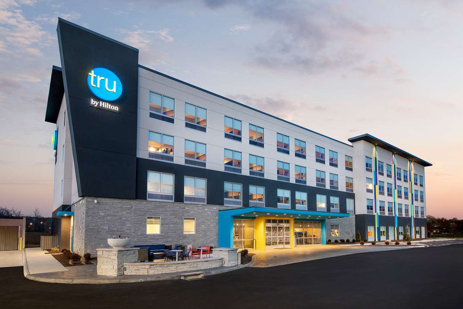 Tru by Hilton Sharonville I75, Exit 15, OH See Discounts