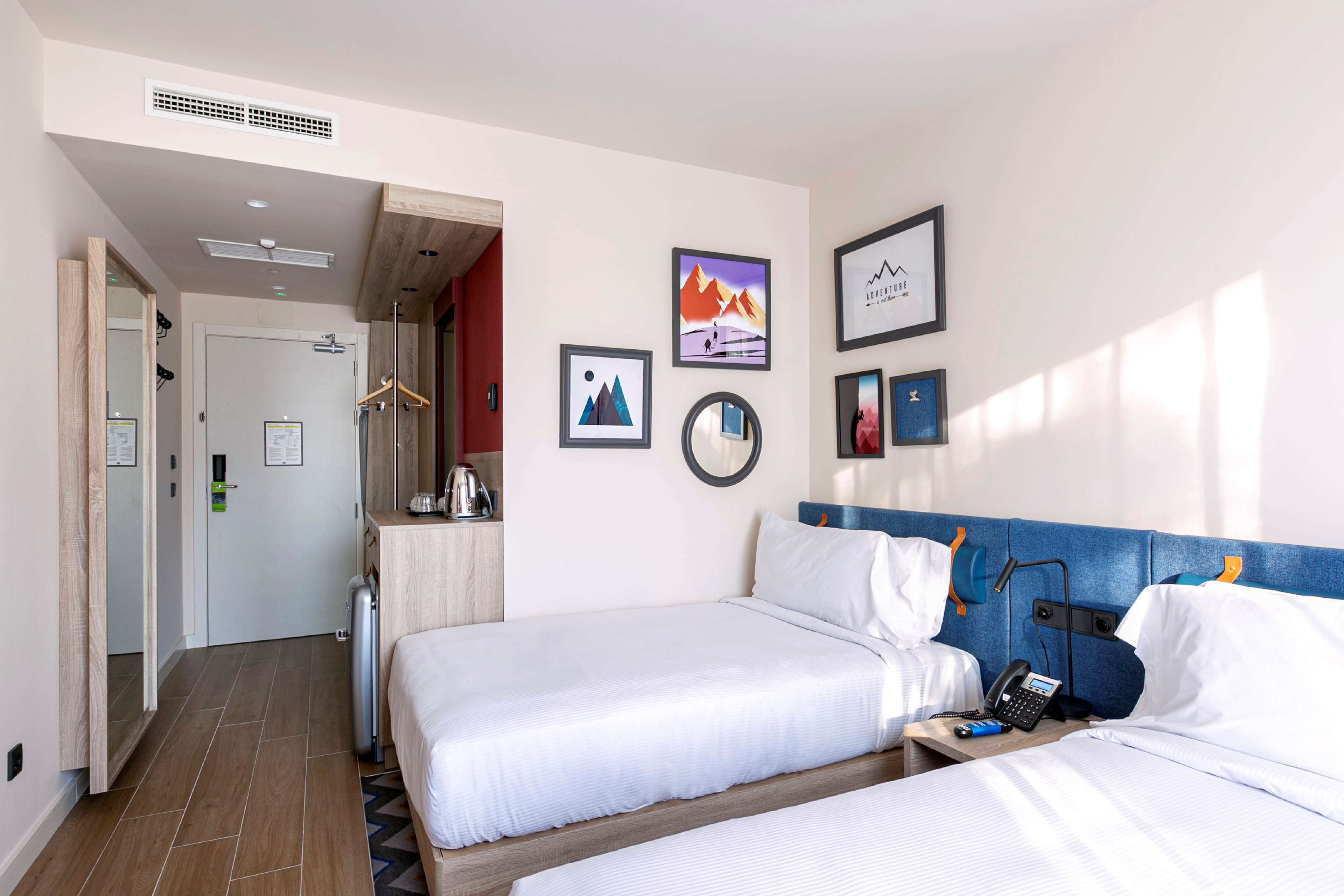 Hampton by Hilton Alcobendas Madrid Room Type - TWIN ROOM