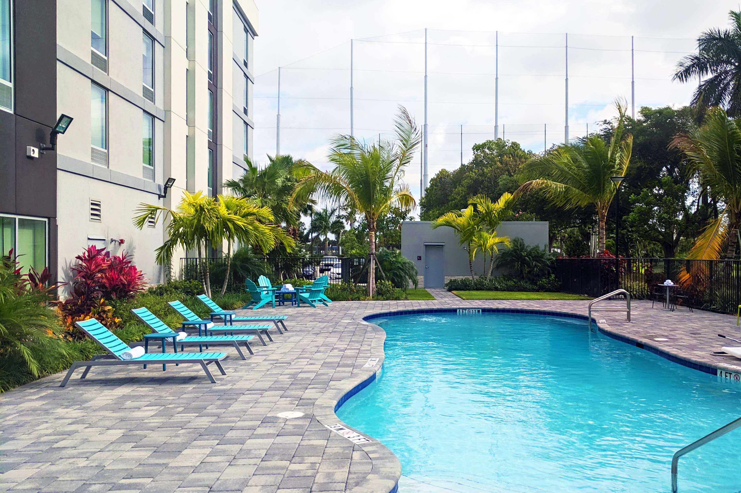 Pool | Home2 Suites By Hilton West Palm Beach Airport