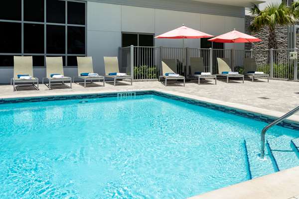 Pool - Hilton Garden Inn Miramar Beach