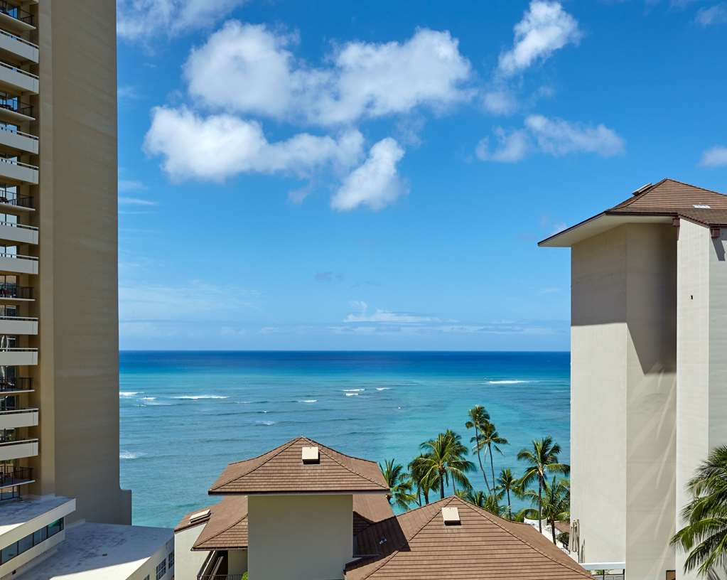 HALEPUNA WAIKIKI BY HALEKULANI - Photo 3