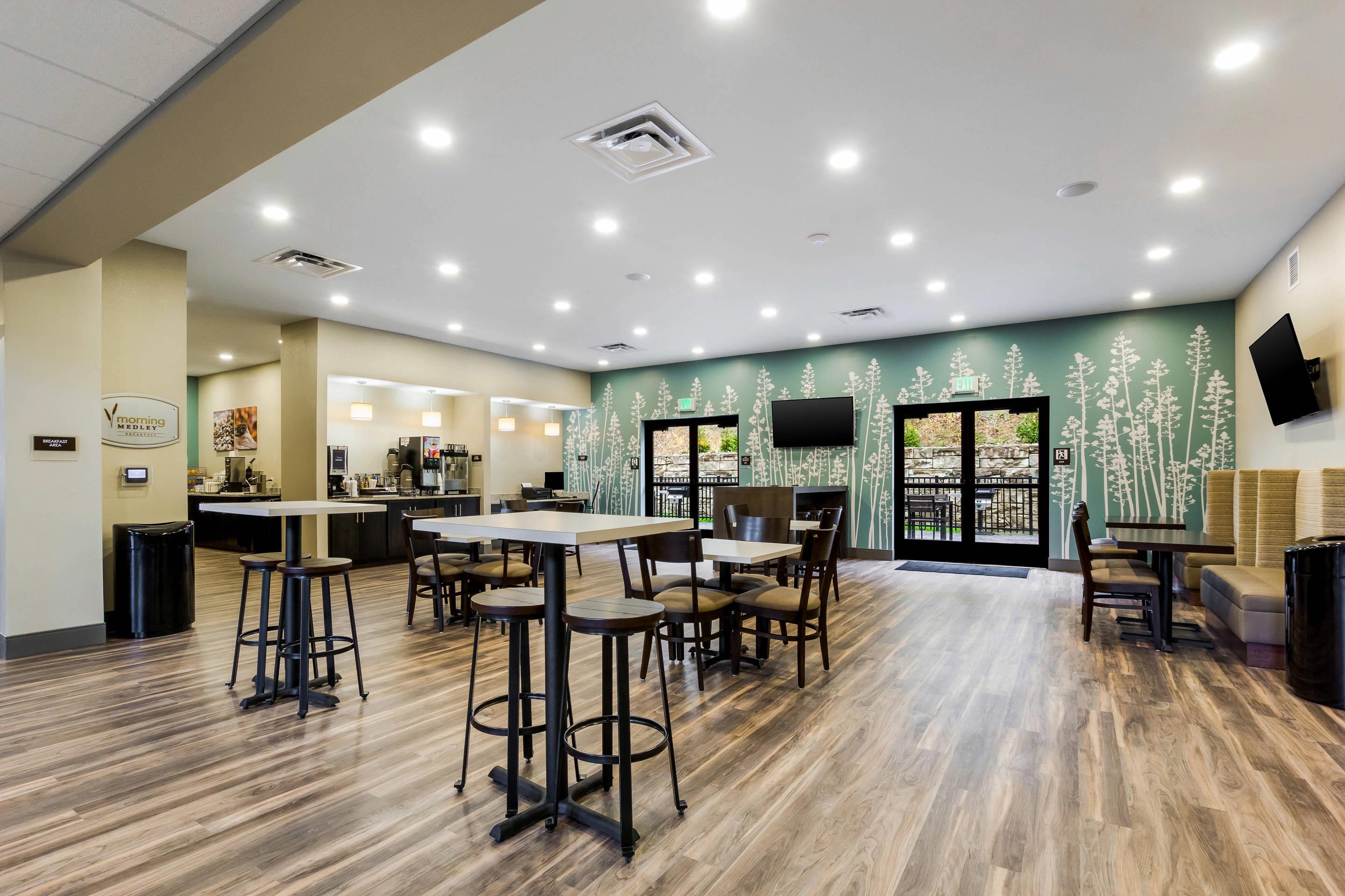 Breakfast area | MainStay Suites Winfield-Teays Valley