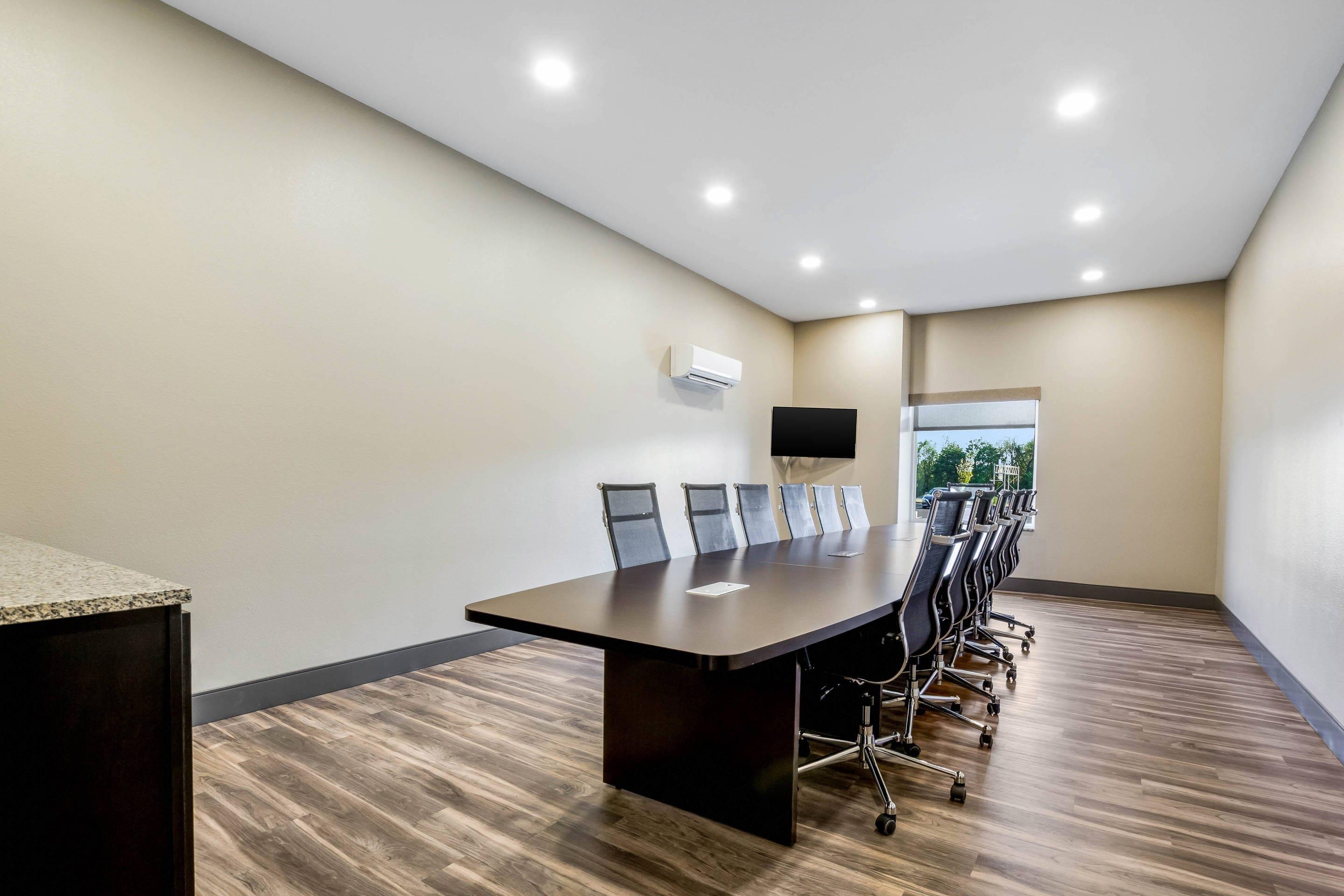Meeting room | MainStay Suites Winfield-Teays Valley