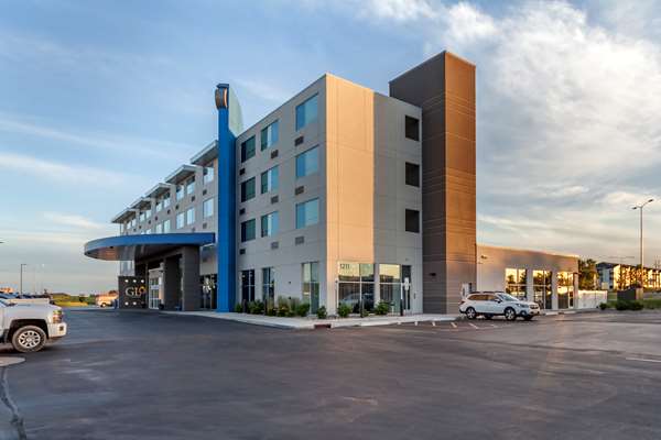 Exterior view - GLo Best Western Dawley Farms Hotel Sioux Falls