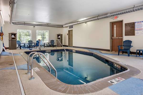 Pool - Comfort Inn Connellsville