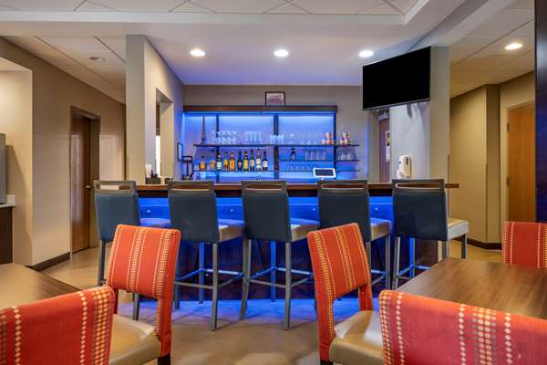 Bar - Comfort Inn Connellsville